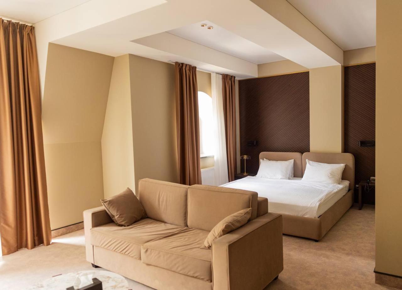 Park Hotel Bristol Oujhorod Chambre photo