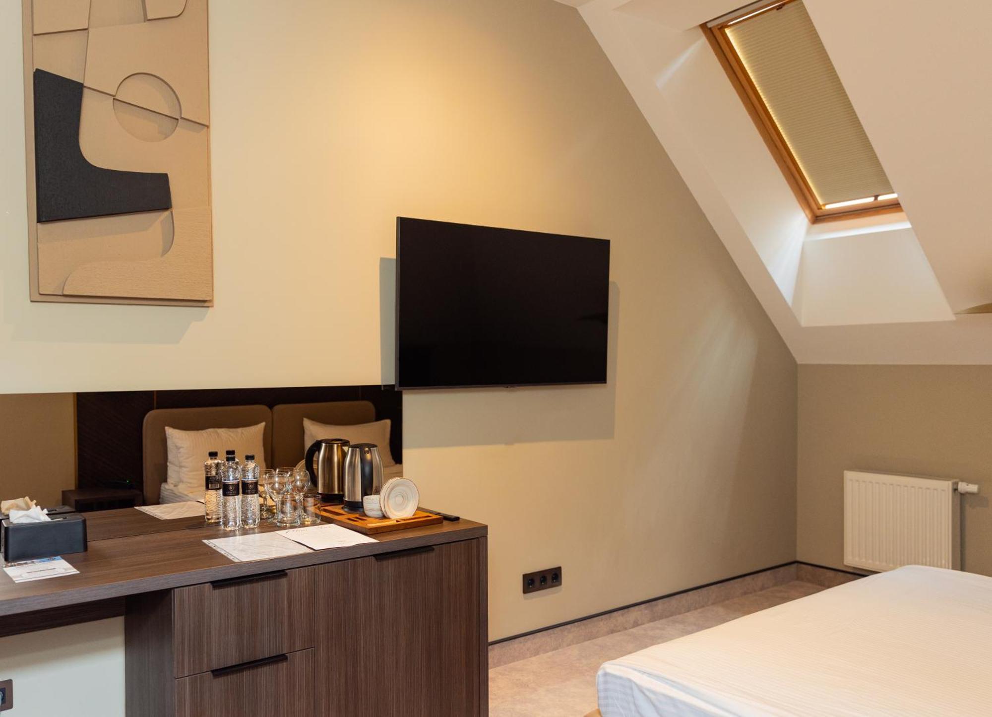 Park Hotel Bristol Oujhorod Chambre photo